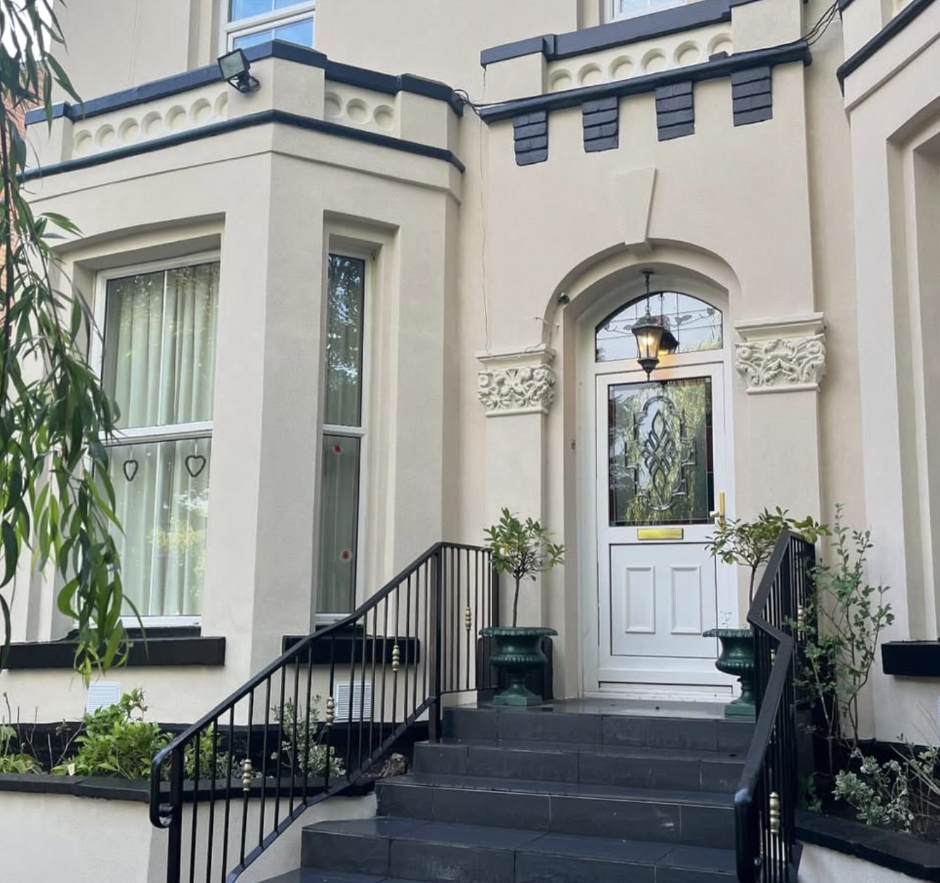 Victorian villa frontage re-rendered with its original mouldings and corbels retained